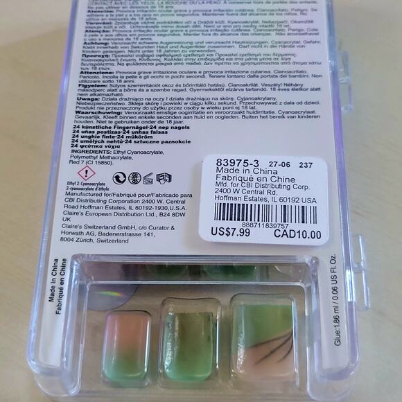 New Claire’s Glue-On Nails, Short Square, 24pc Mint Beach Theme, Unopened - Picture 3 of 3